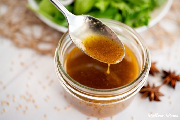 Sweet-Asian-Salad-Dressing-Recipe.jpg